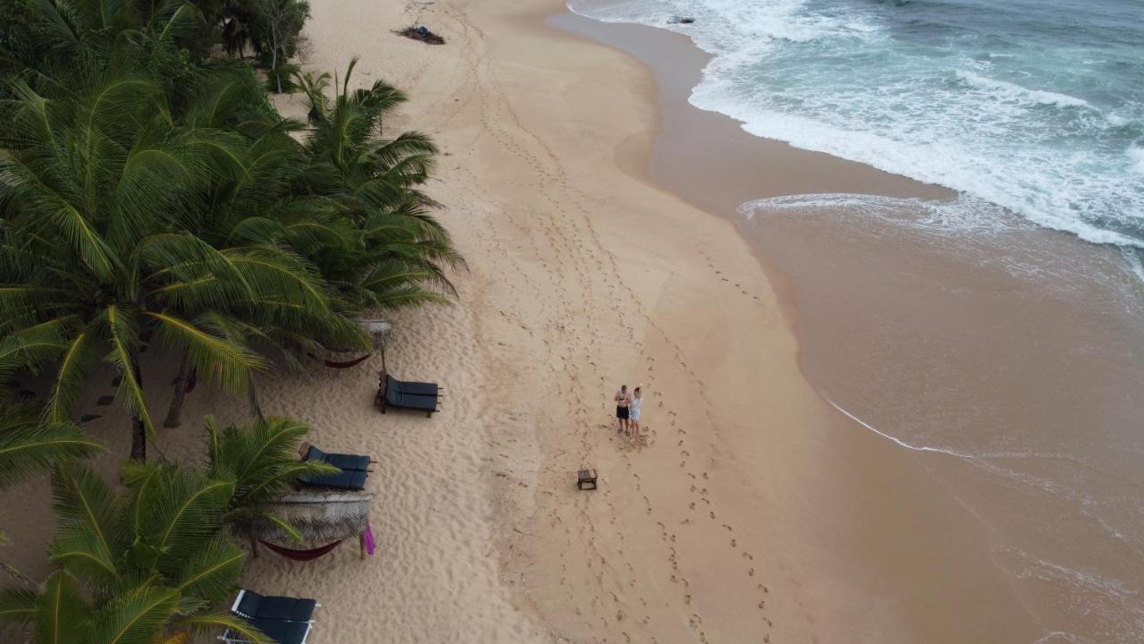 Ganesh Garden Beach Cabanas Tangalle Exterior photo