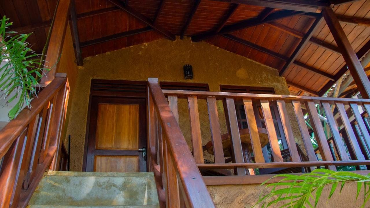 Ganesh Garden Beach Cabanas Tangalle Exterior photo